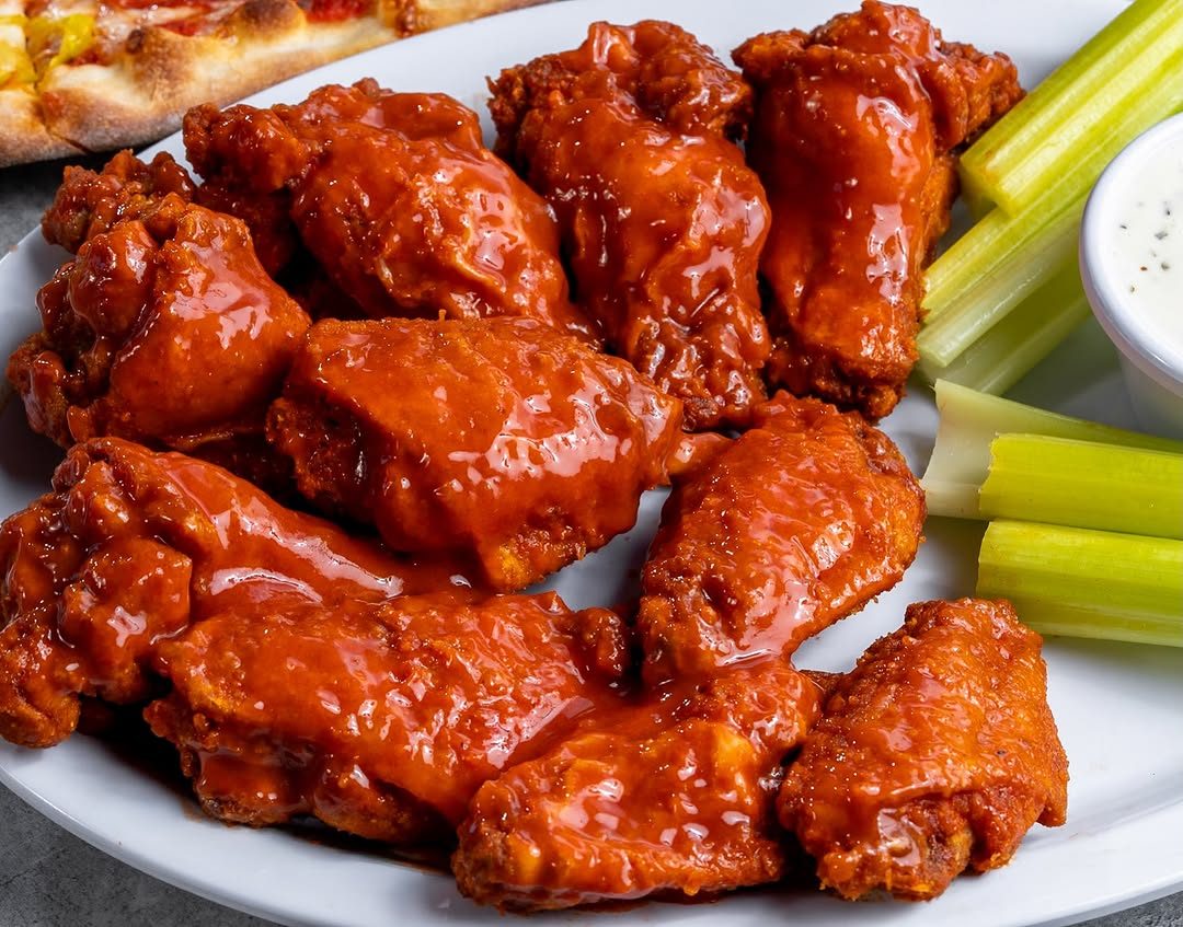 Buffalo wings with celery at Sami's on Marco Island