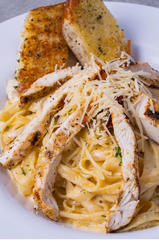 Chicken alfredo pasta