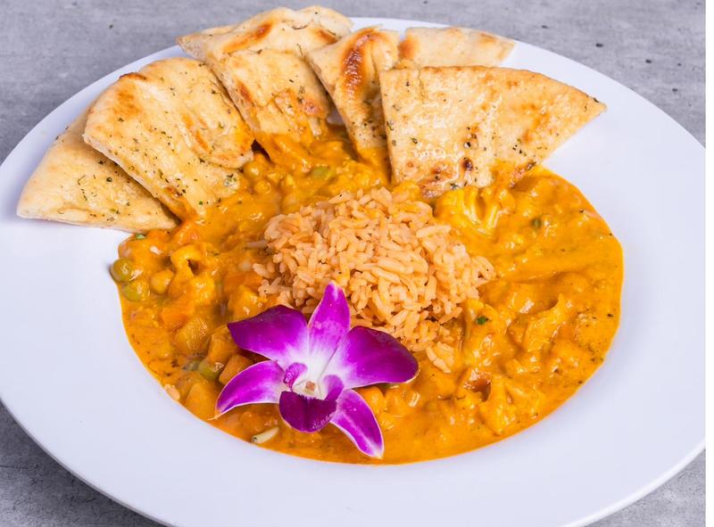 Island curry with naan at Sami's on Marco Island