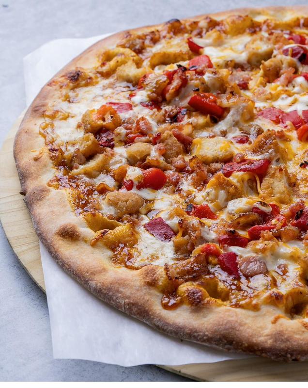Chicken bacon ranch pizza