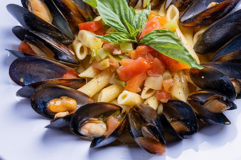 Sautéed mussels